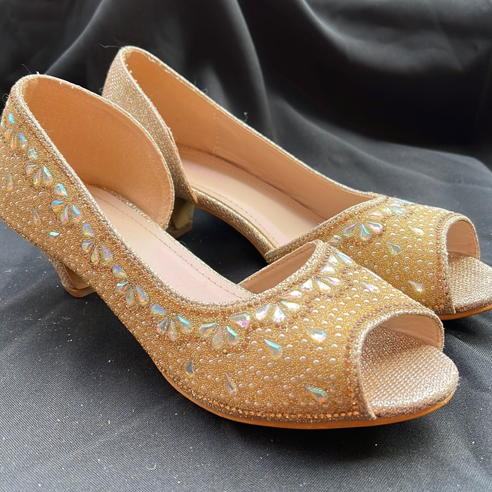Girls Bella Marie Heels Size 4 - Picture 1 of 4